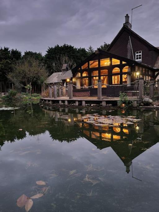 Beautiful Cottage In Brentwood Kelvedon Hatch Exteriér fotografie