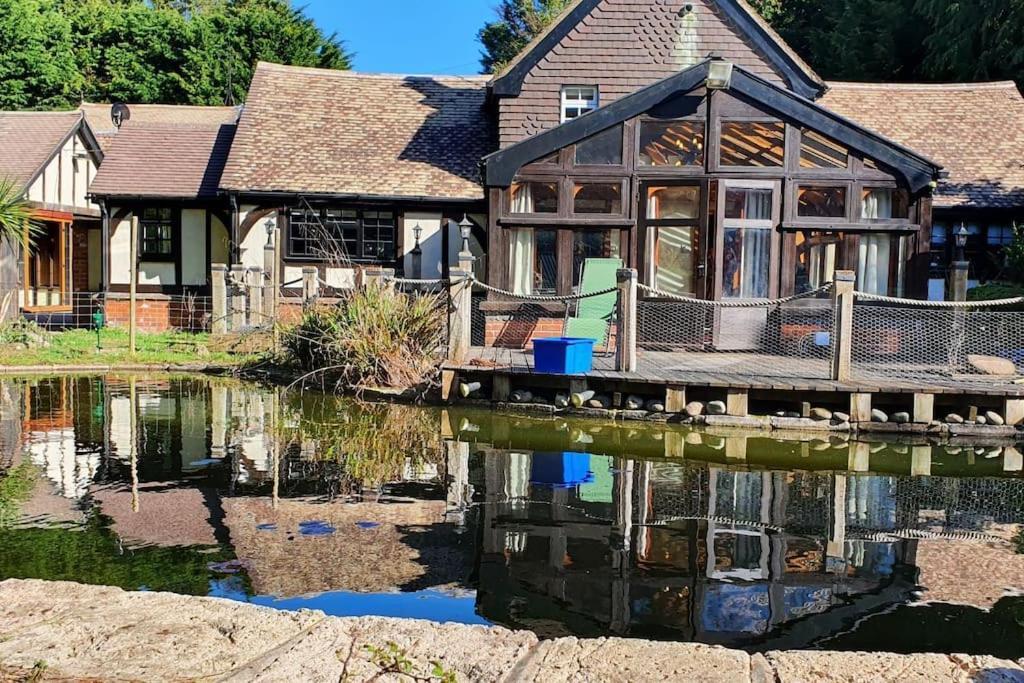Beautiful Cottage In Brentwood Kelvedon Hatch Exteriér fotografie