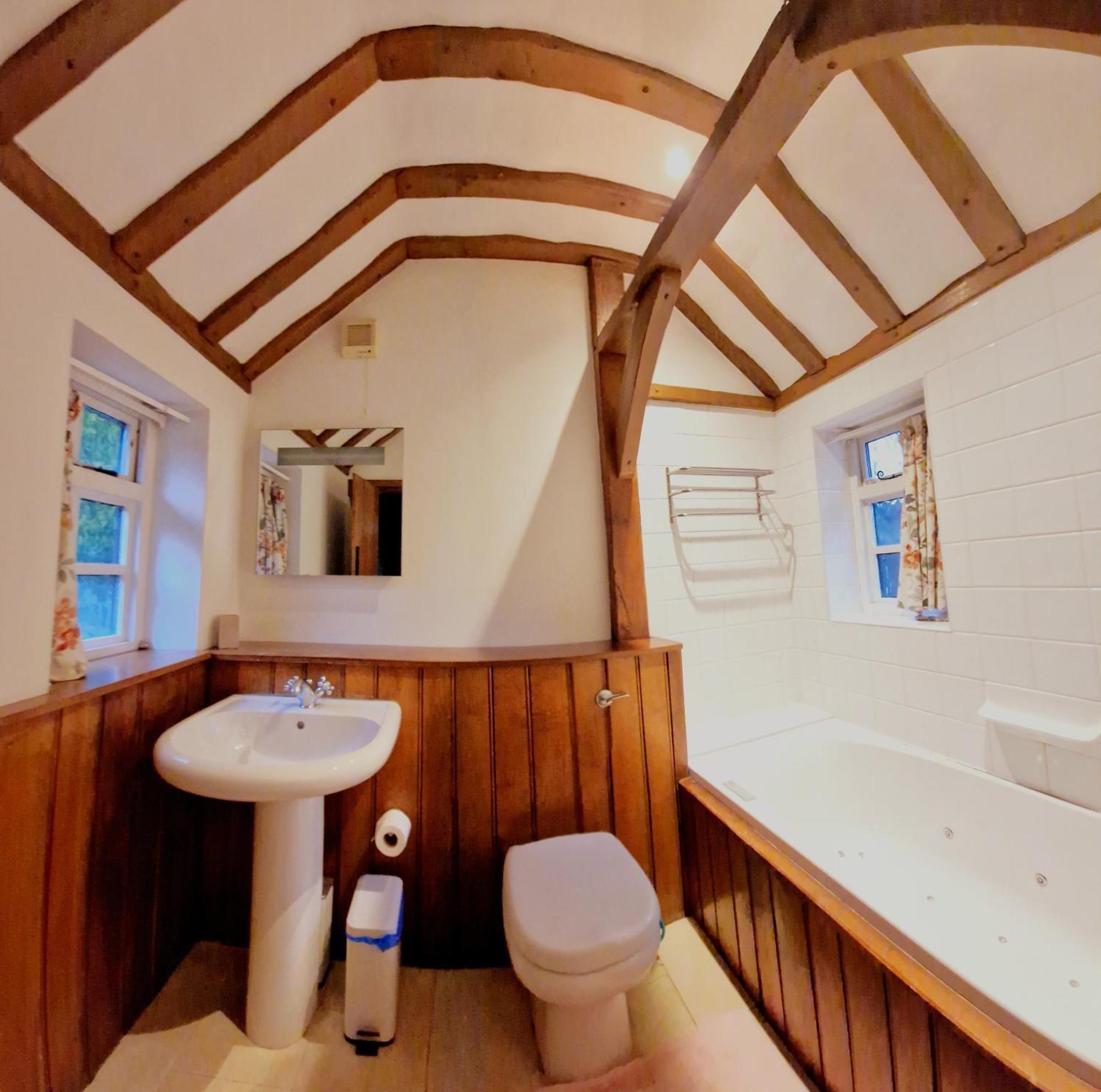 Beautiful Cottage In Brentwood Kelvedon Hatch Exteriér fotografie
